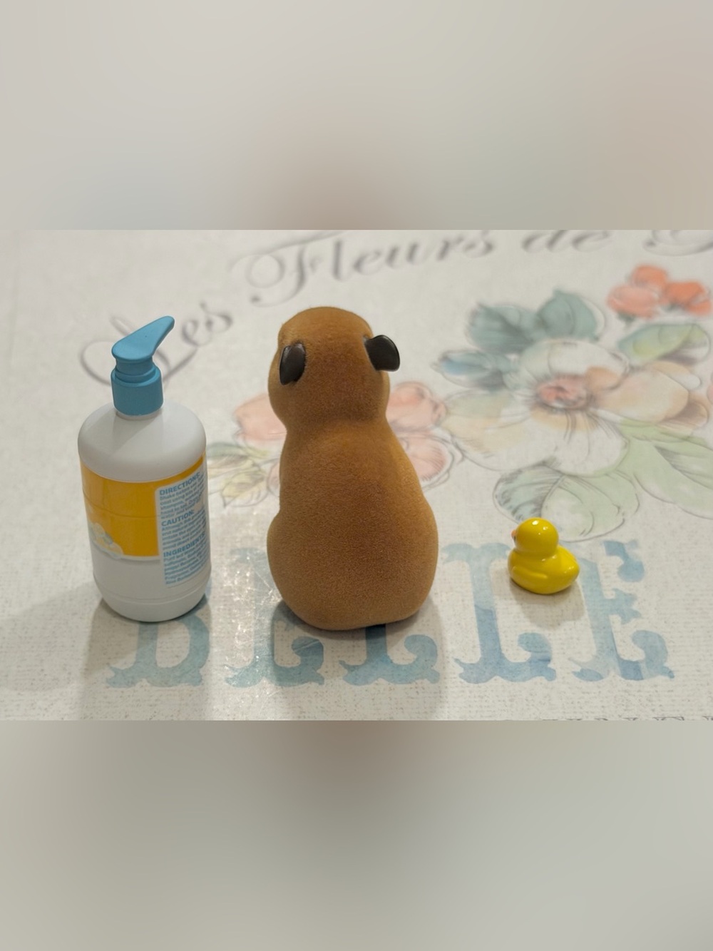 Mini Brands Pets - Picture 2 of 2